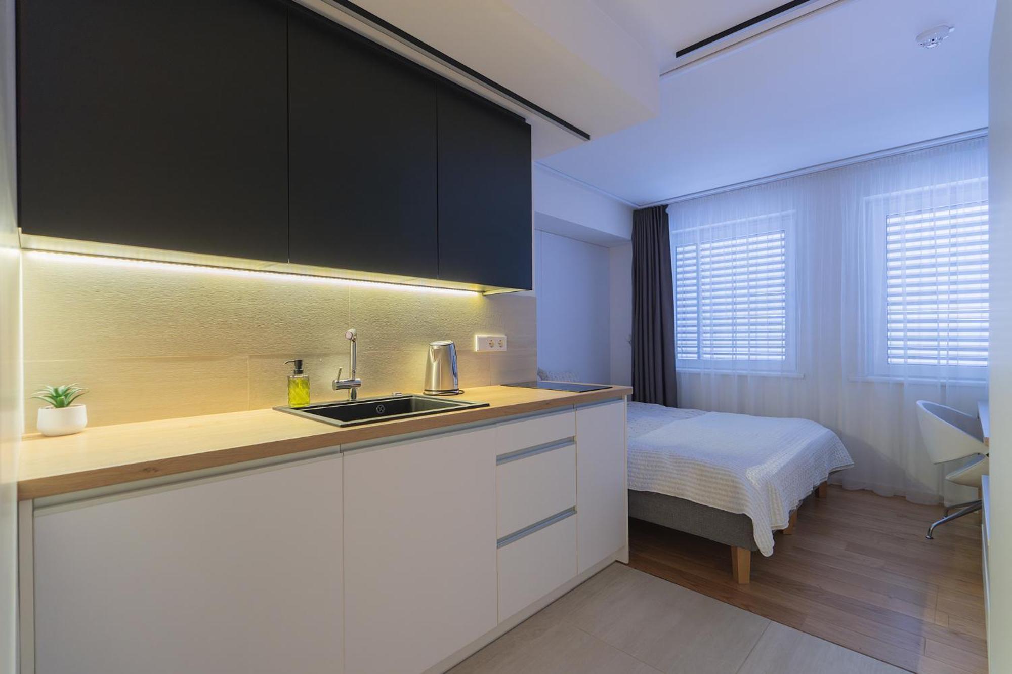 Gyneju Self Check-In Apartments วิลนีอุส ภายนอก รูปภาพ